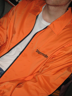 Giacca arancione con logo 'Jägermeister'