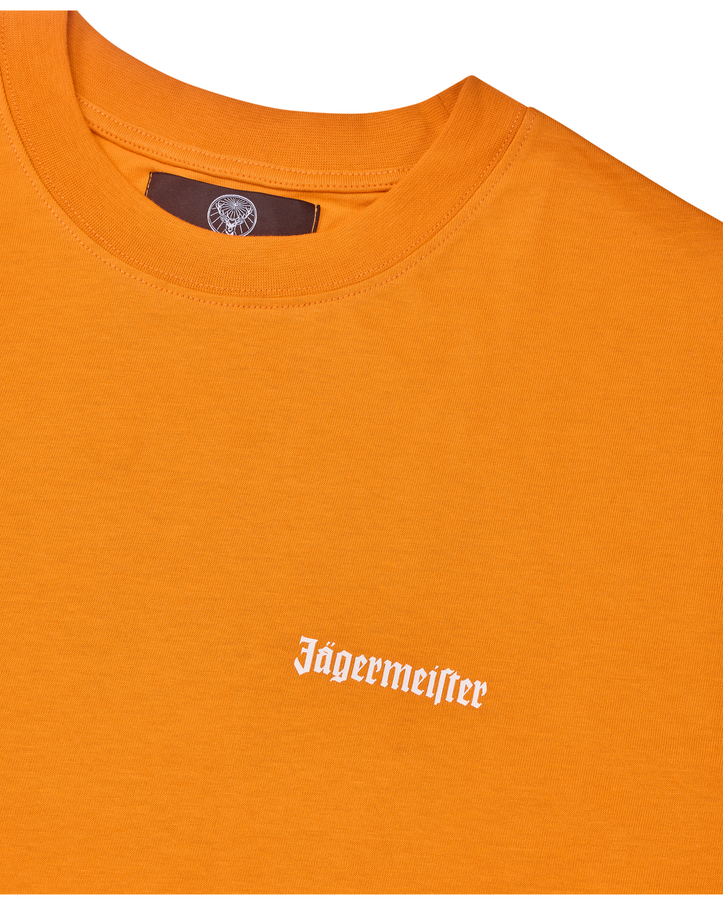 T-shirt arancione Jägermeister con logo wordmark Jägermeister bianco sul petto.