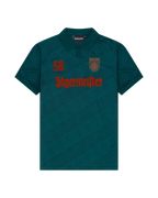 Maglia verde Jägermeister con branding sul davanti.