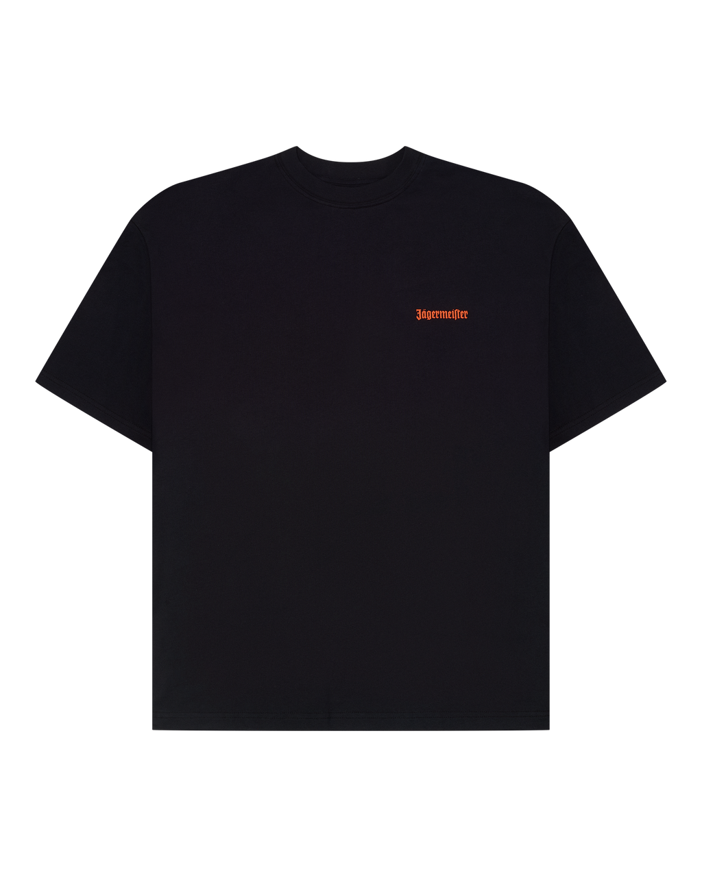 T-shirt nera con etichetta Jägermeister e piccolo logo arancione sul petto.