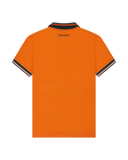 Polo arancione Jägermeister vista da dietro con rifiniture bianche e arancioni.