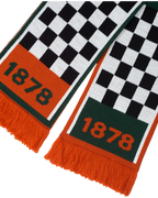 Sciarpa Jägermeister Racing con motivo a quadri e testo '1878'.