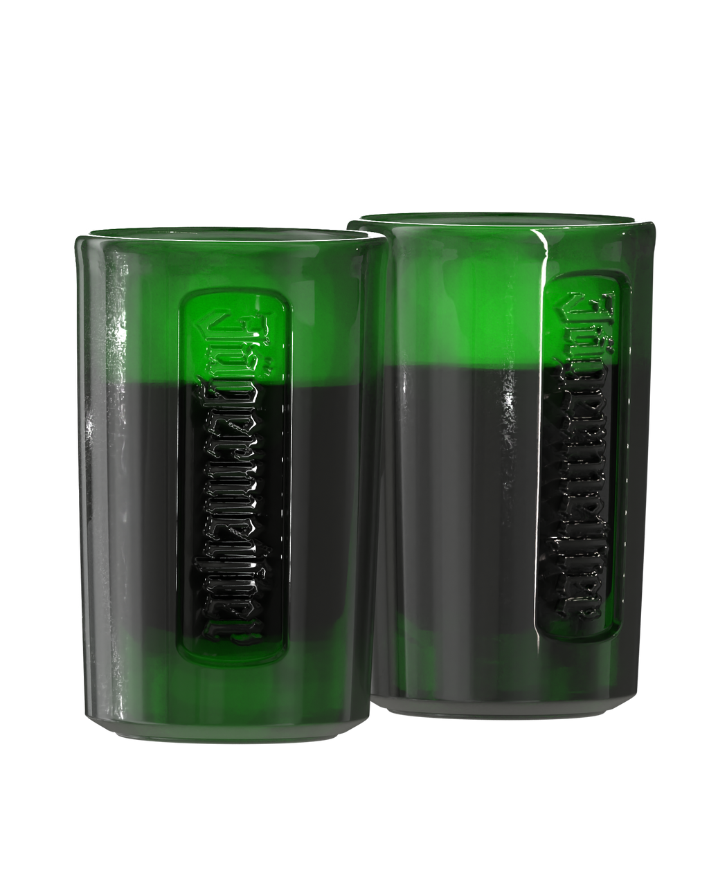 Due shot glass verdi con branding Jägermeister e liquido all’interno
